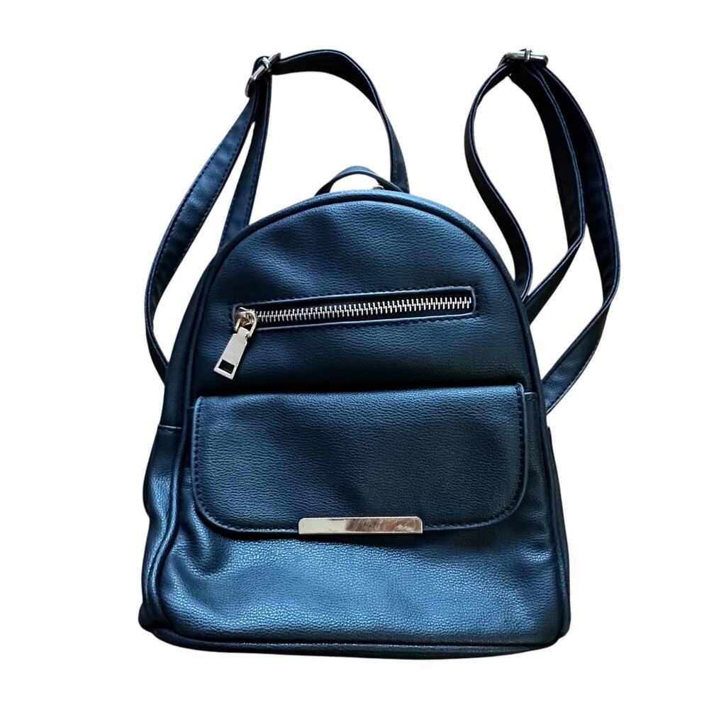 FAUX LEATHER x Women's Black Vegan Leather Backpack Purse WIth Gold Accents